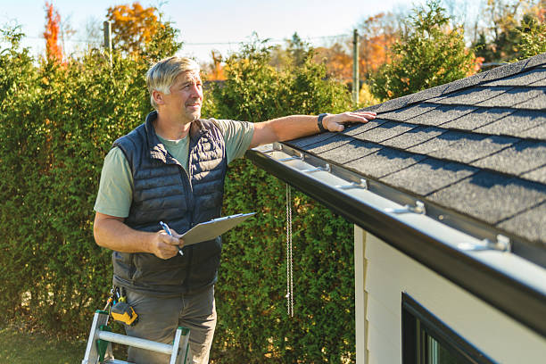 Professional Roofing technician working in Norfolk, NE